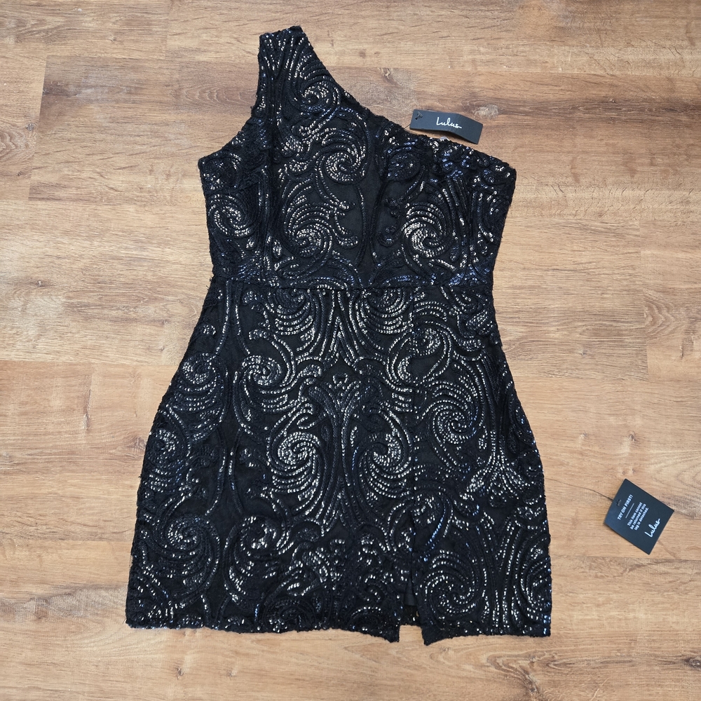 Lulu's Black One-Shoulder Dress